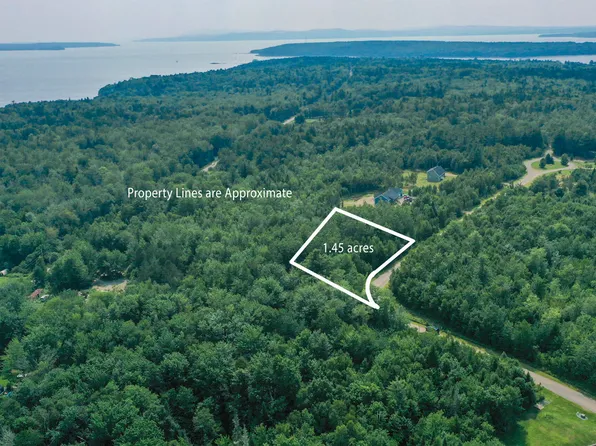 22 Heights Road, Stockton Springs, ME 04981