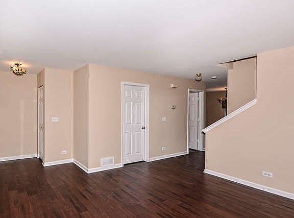 4th image of 2231 N Stonehedge Ct