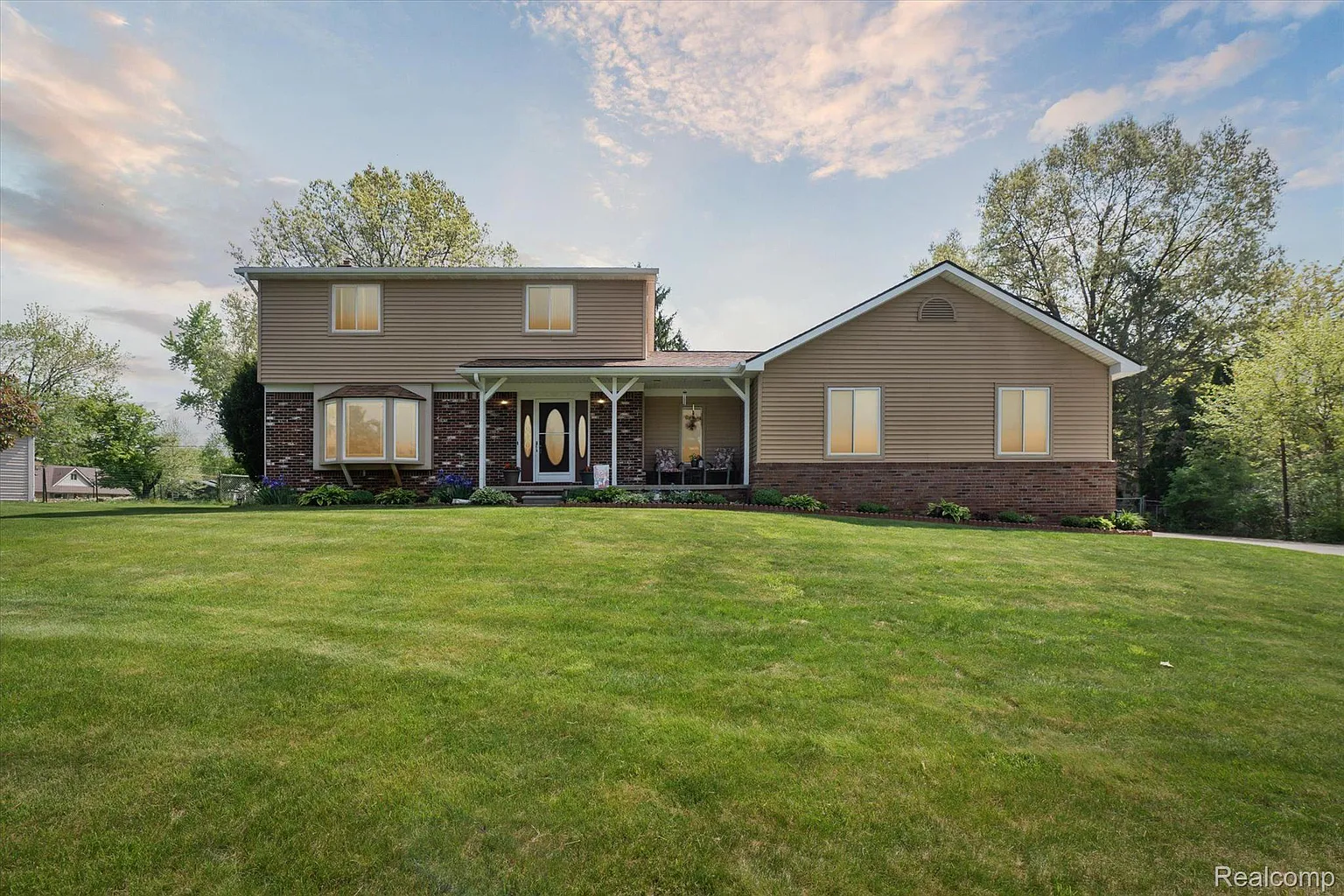 4024 Strathcona photo 1