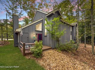 82 Alpine, Lake Harmony, PA 18624