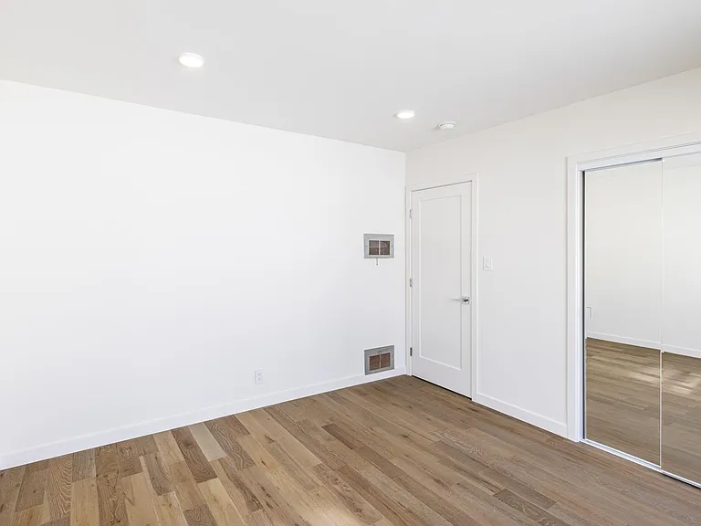 1026 6th St #1028D — Photo 9