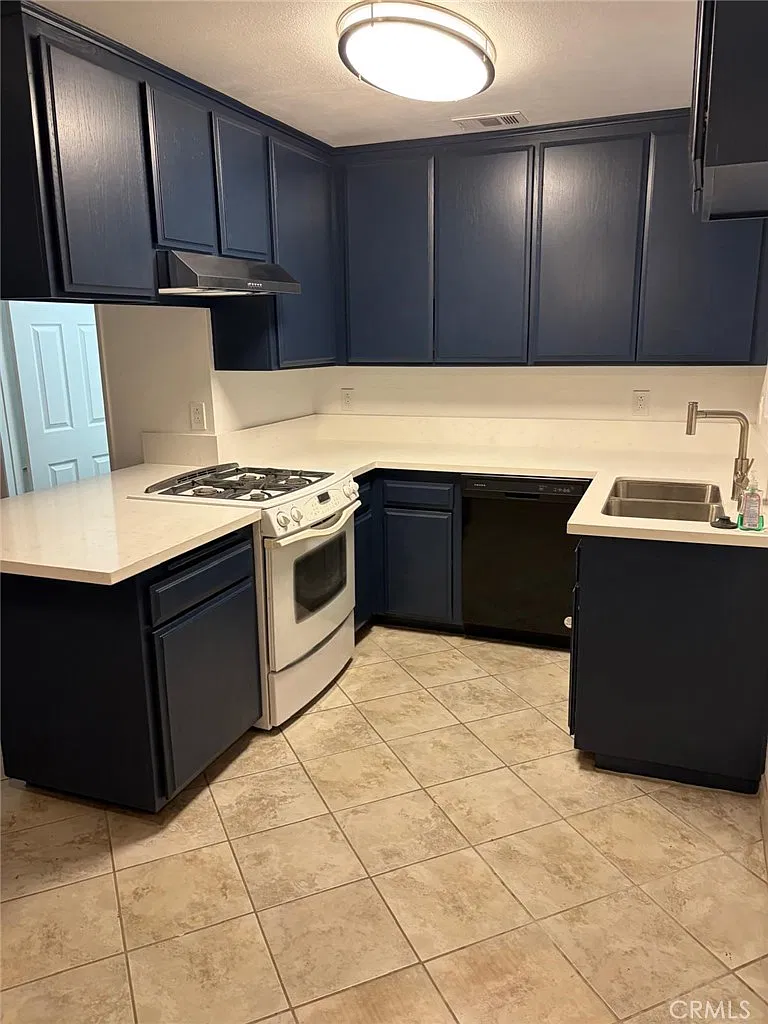 13648 Earlham Dr — Photo 1