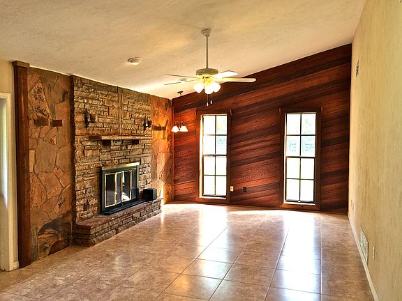 5th image of 5975 Trailwood Dr