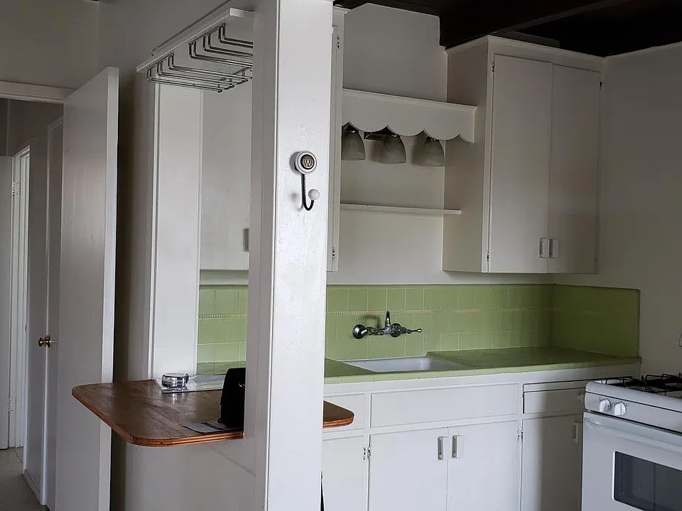 Open kitchen