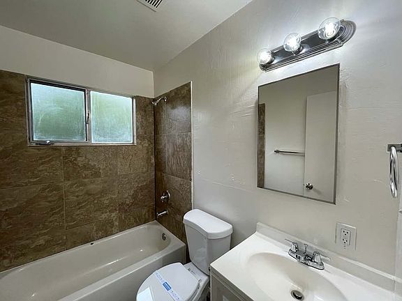 5th image of 2221 Babette Way