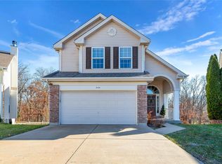3124 Andover Manor Ct, Saint Louis, MO 63129