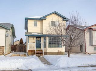 24 S Dynes St, Red Deer, AB T4R3C3
