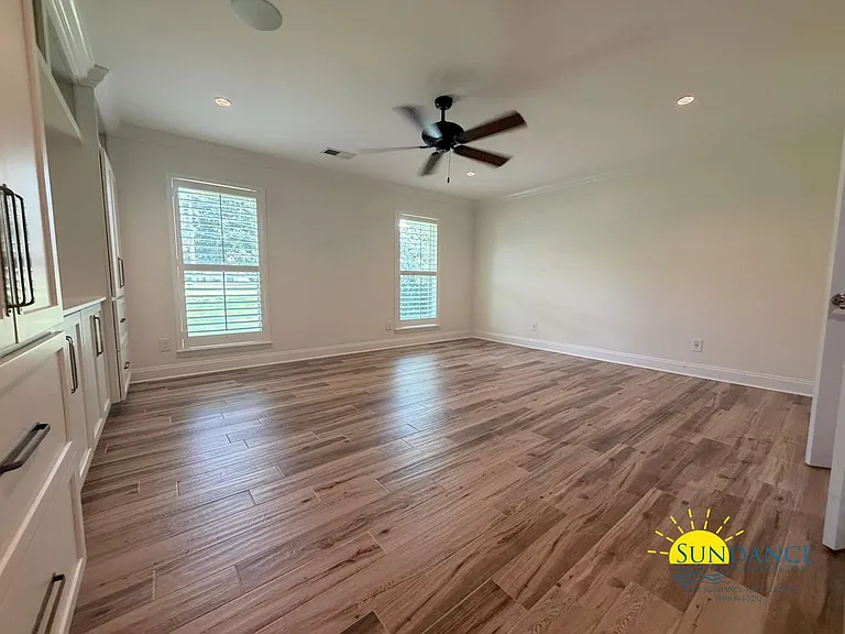 224 Yacht Club Dr NE — Photo 9