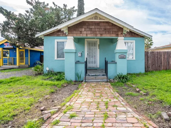 2333 Blossom St, Dos Palos, CA 93620
