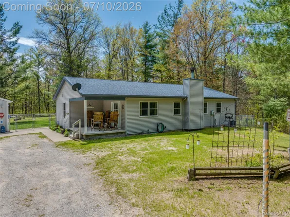 1829 W Scribner Rd, West Branch, MI 48661