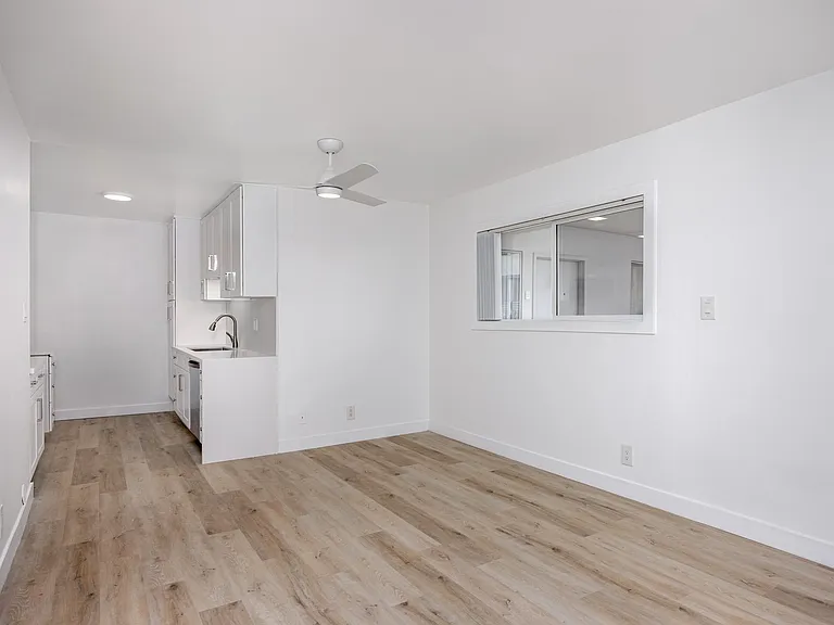 West Brent Apartments — Photo 44