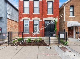 1707 W Augusta Blvd #1F, Chicago, IL 60622