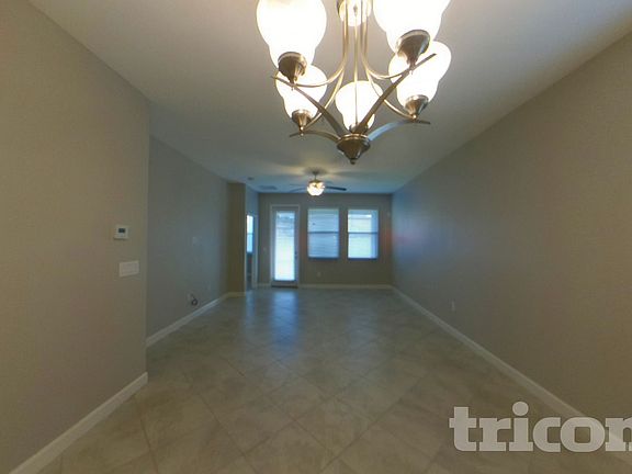 4th image of 9735 Ivory Dr