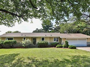 4826 Royal Oaks Dr, Minnetonka, MN 55343
