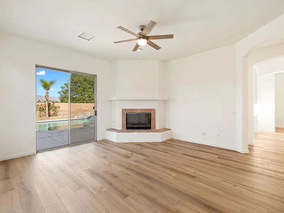 18 Tucson Cir