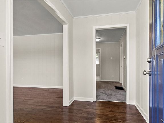 3rd image of 4811 Lynn Haven Dr
