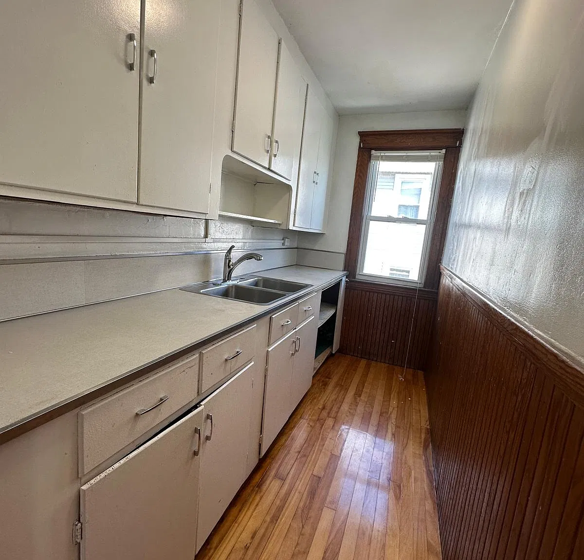 72 Fairfax Road - 3 — Photo 2