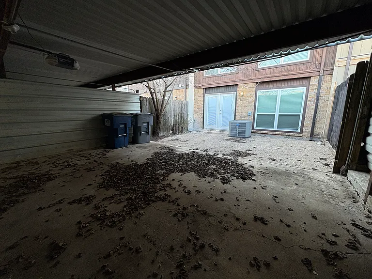 206 Rolling Hills Pl — Photo 22