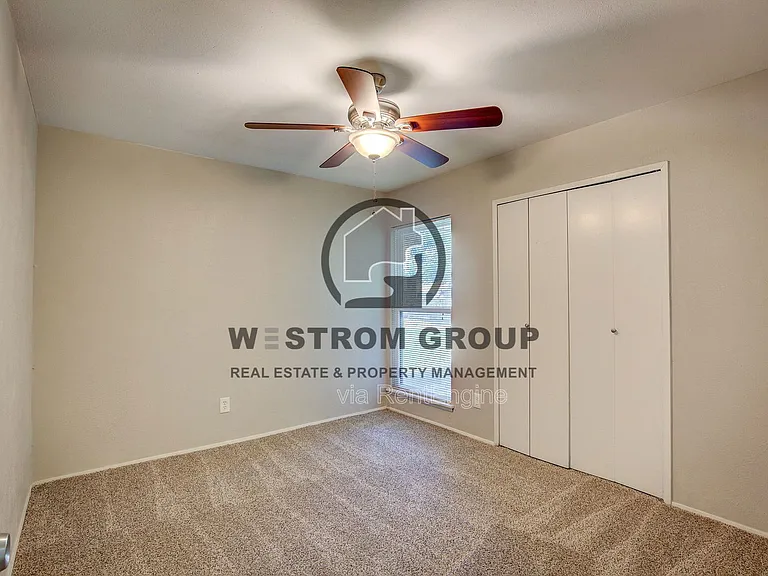 7801 Summerglen Rd — Photo 15