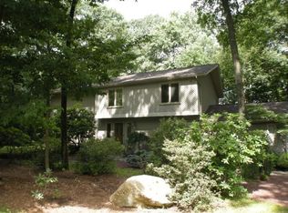 13 Old Chimney Rd, Randolph, NJ 07869