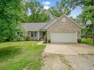 1018 Country Club Ln, Waterloo, IL 62298