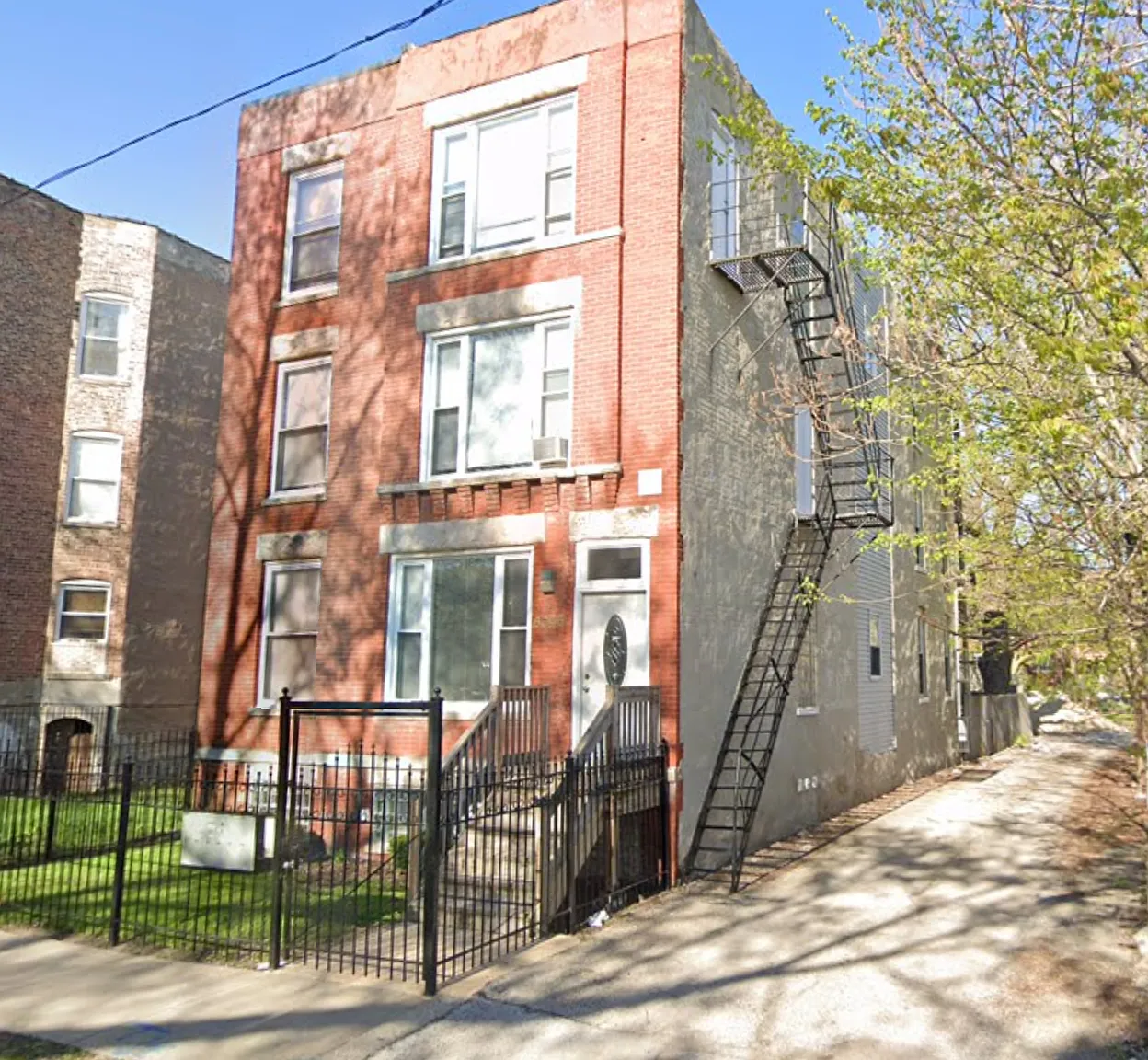 2 bed, 800 sqft, $1,500 — Photo 1