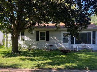 1516 Kings Way, Champaign, IL 61821