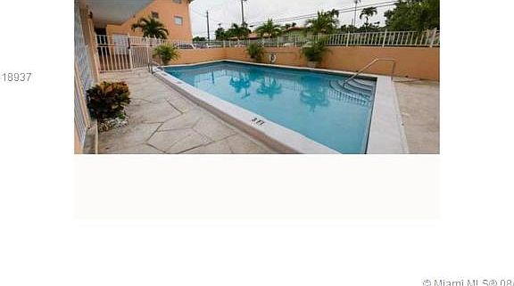 5th image of 1014 Salzedo St APT 212