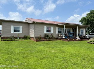 425 Oklahoma Rd, Bee Spring, KY 42207