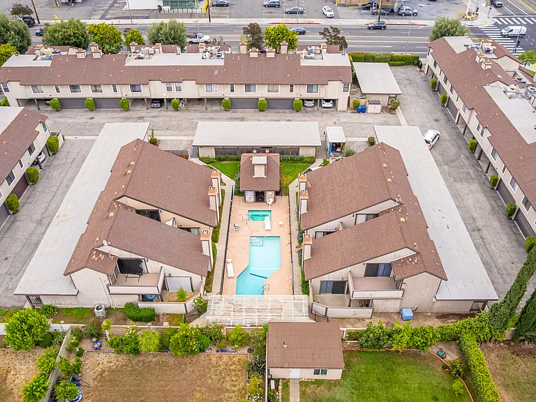 7225 Shoup Ave #17 — Photo 4