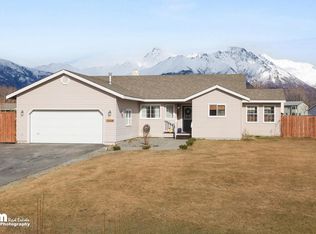 226 N Angus Loop, Palmer, AK 99645