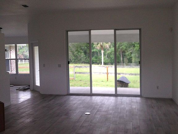 Open concept living /dining room areas