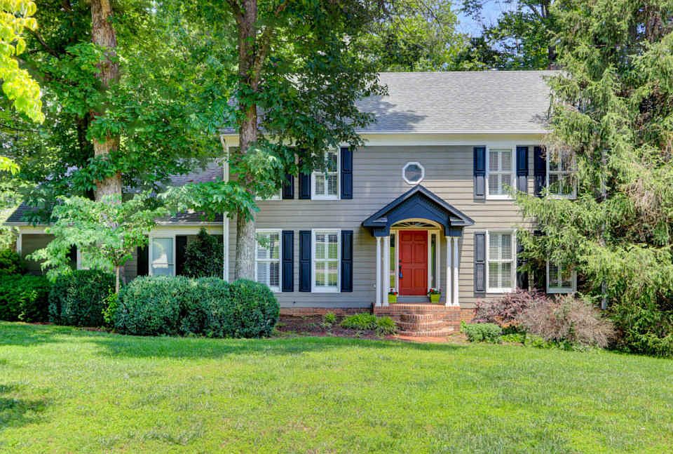 1st image of 1428 Knightsbridge Dr