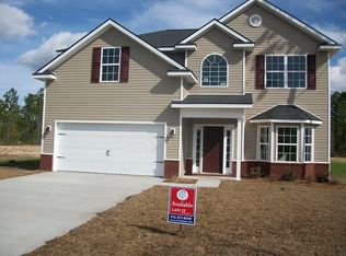 17 Murray Ave, Hinesville, GA 31315
