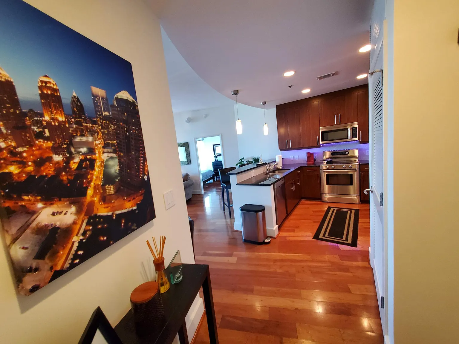 2 bed, 1309 sqft, $3,400 — Photo 2