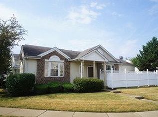 50 Freesia Dr, Romeoville, IL 60446