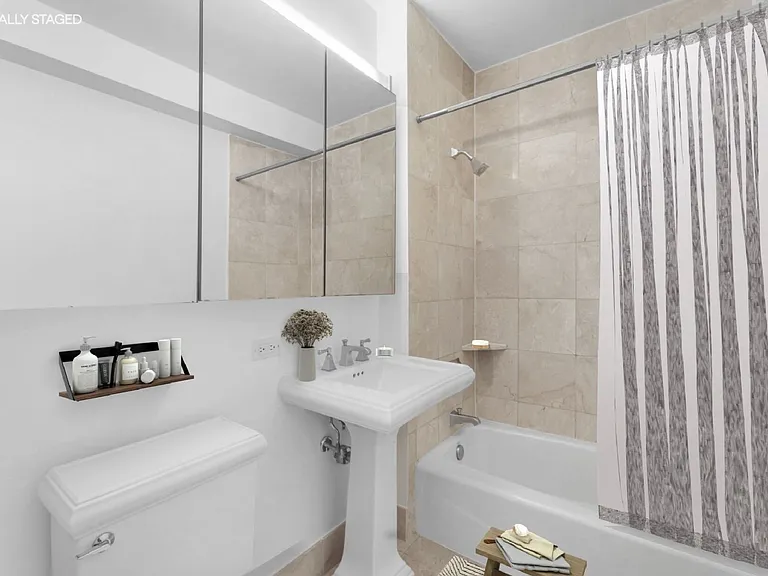 211 N End Ave #4E — Photo 5