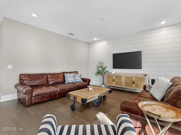 434 Settlers Landing Dr #1 — Photo 12