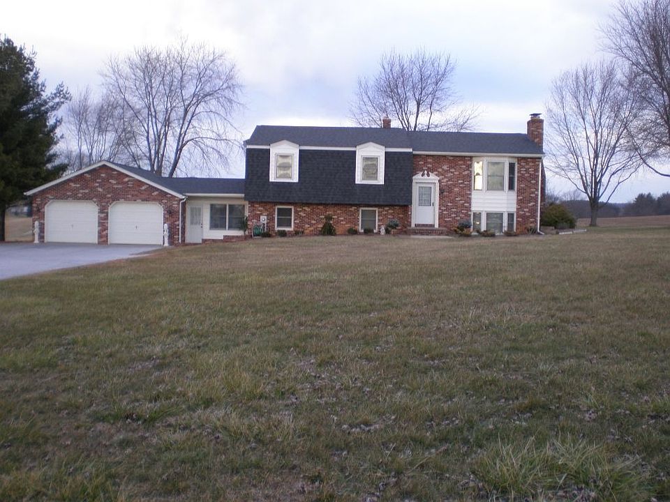 2nd image of 2536 Uniontown Rd