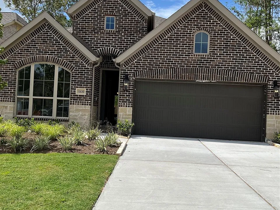 15830 Bird Of Paradise Dr