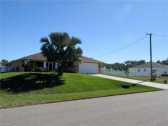 2nd image of 3139 NE 13th Pl