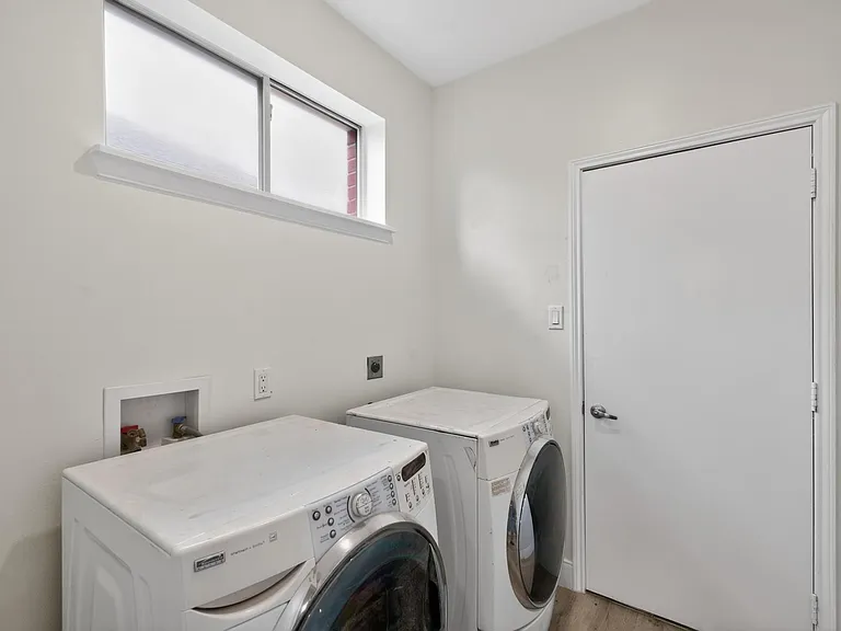 918 Ivycroft Ln — Photo 15