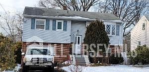 1st image of 182 Bloomfield Ave