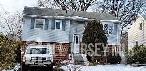 182 Bloomfield Ave Photo 1
