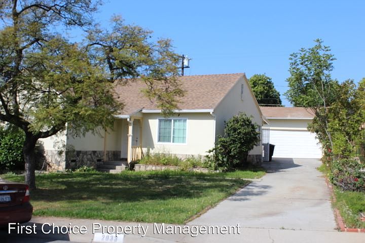 1st image of 2033 S Isabella Ave