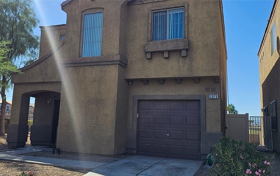 1st image of 2879 Canonero St