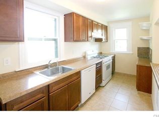 109 Prospect Ave, Shelton, CT 06484