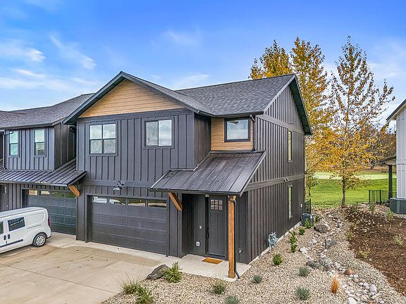 2nd image of 107 Golf View Dr