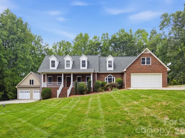 142 Griffin St, Stanley, NC 28164