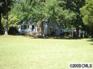 2425 Keziah Rd, Matthews, NC 28105